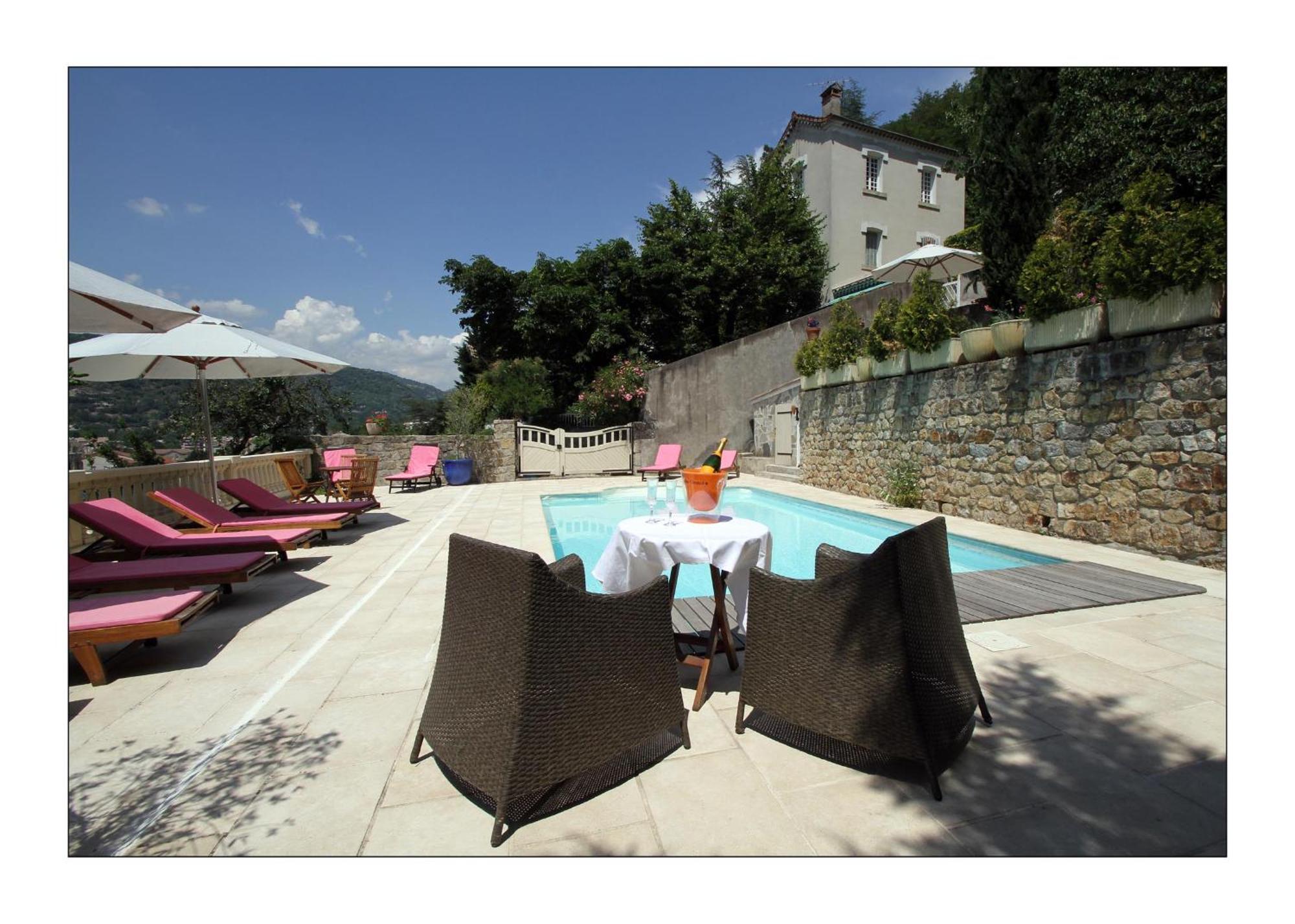 Villa Aimee Luxury Apartments With Heated Pool Vals-les-Bains Luaran gambar