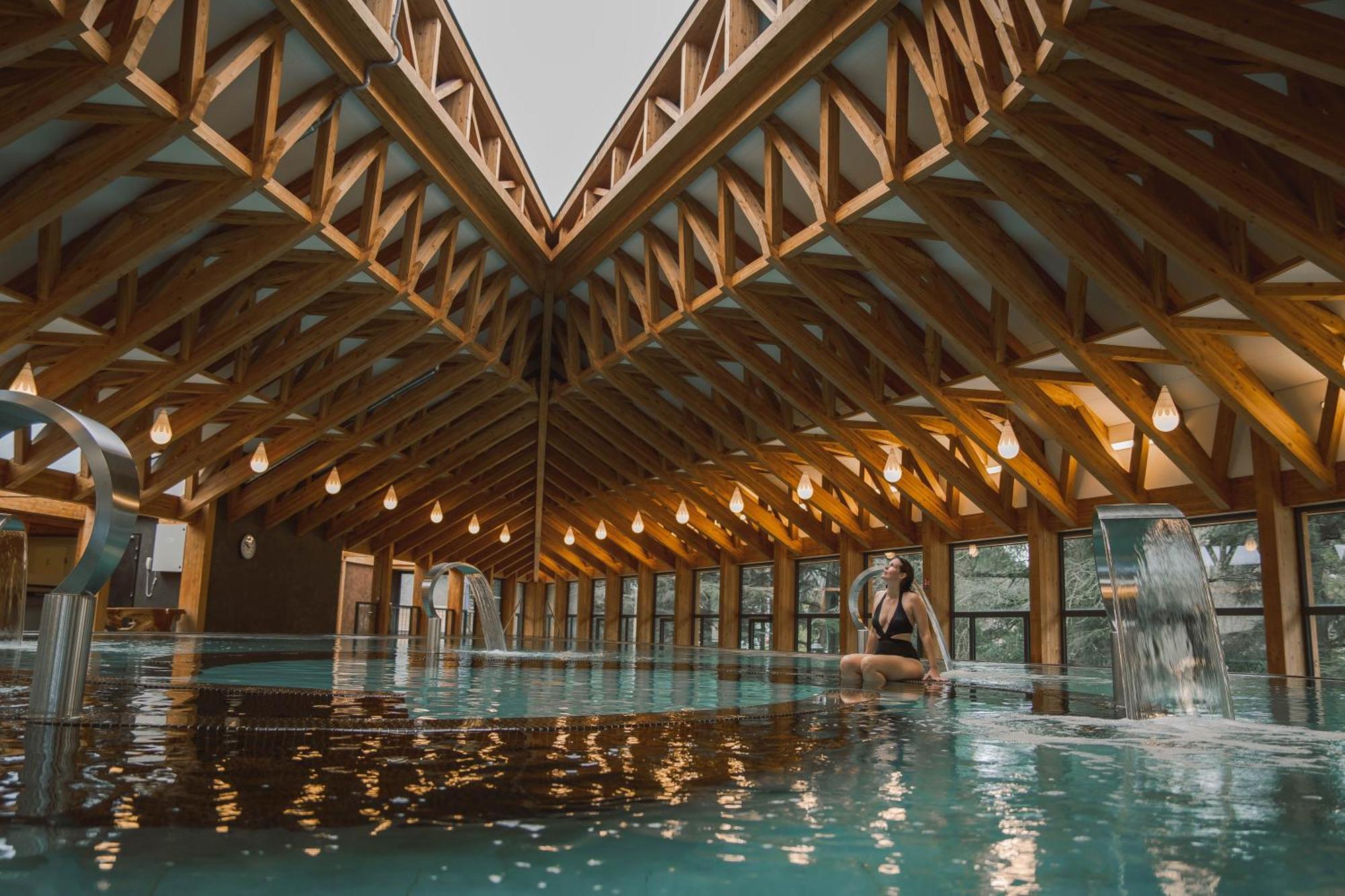 Villa Aimee Luxury Apartments With Heated Pool Vals-les-Bains Luaran gambar